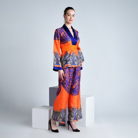  Professional Modeling Photoshoot for Modern Dress